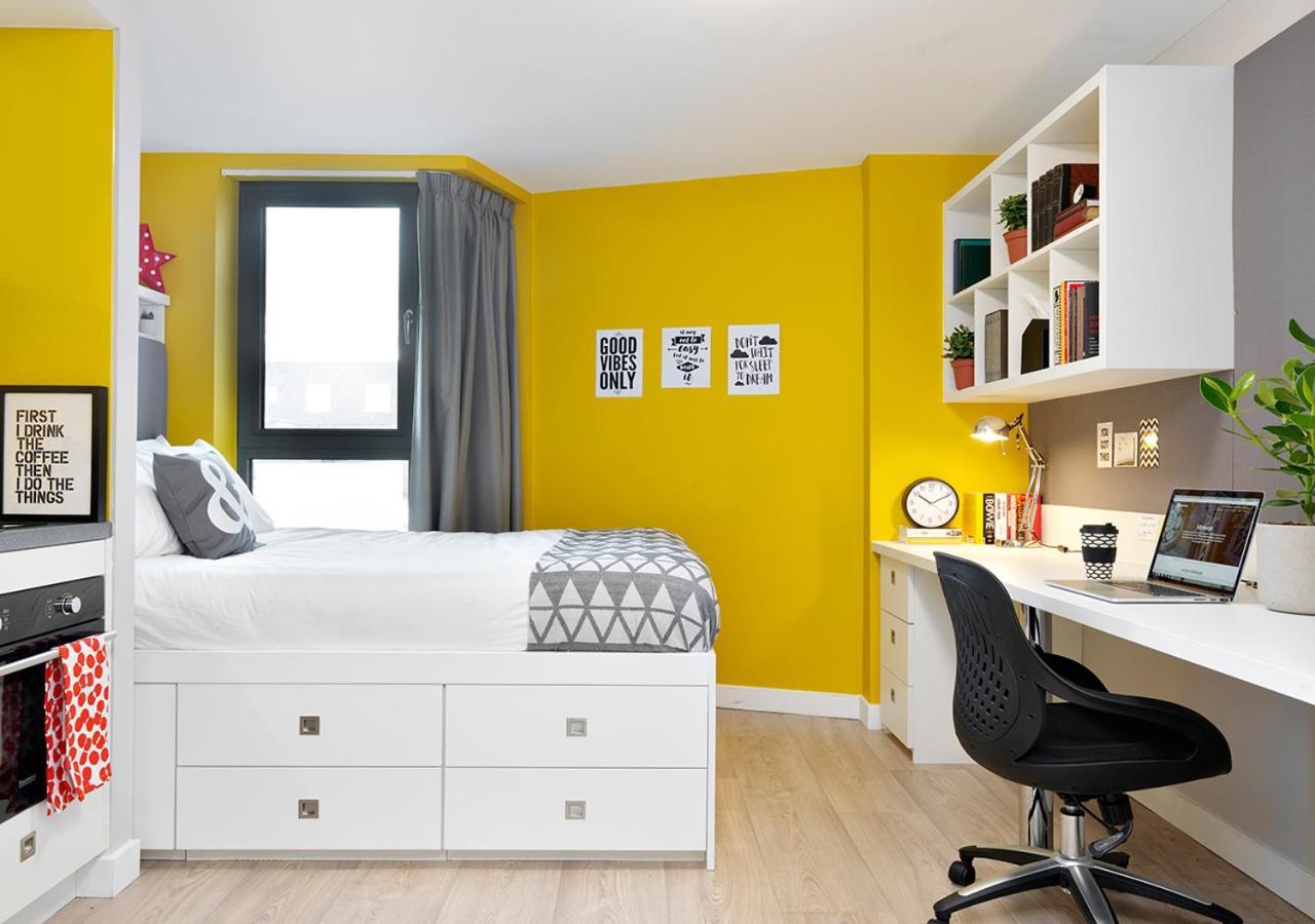 Joivy Comfy Studios Closeby Fringe Venues - Adults Only Edinburgh Bagian luar foto